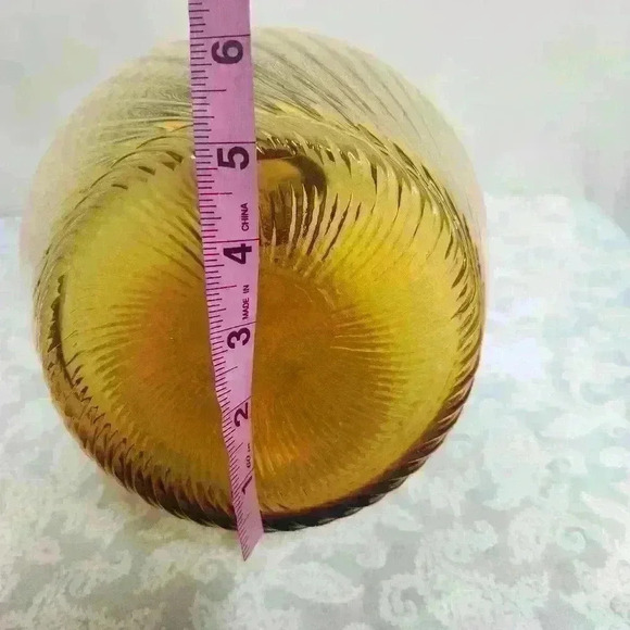 Amber Swirl Mid Century large glass floor vase - Picture 3 of 8